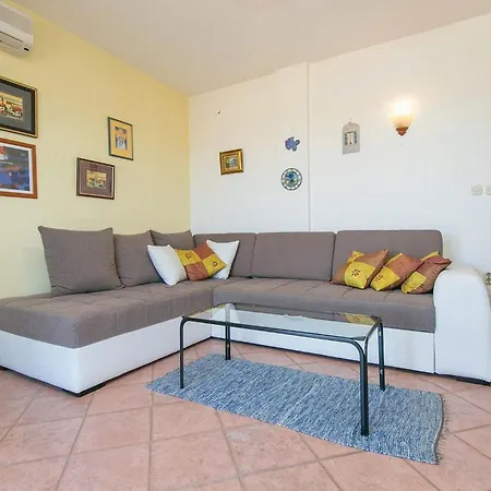 House Sole Pula